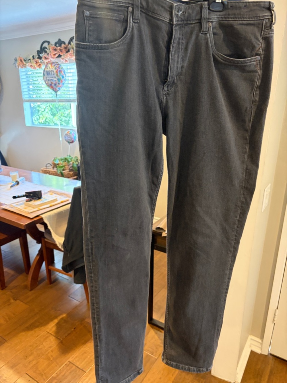 Tommy Bahama Men's Straight Jeans in Gray (Indigo Palms) 35x32